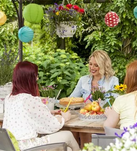 FEIERN IM SOMMERGARTEN!